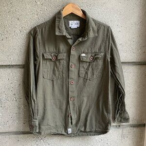 Captain Fin Co. surf Staple Shirt